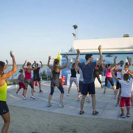 Apart-hotel I Delfini 4*