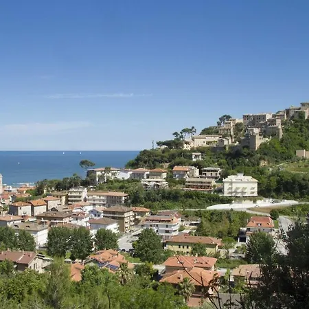 I Delfini Aparthotel Cupra Marittima