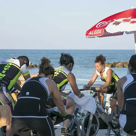 I Delfini 4* Cupra Marittima