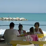 I Delfini Cupra Marittima
