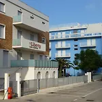 I Delfini Apart Otel