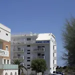 Aparthotel I Delfini 4*