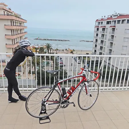 شقة فندقية I Delfini