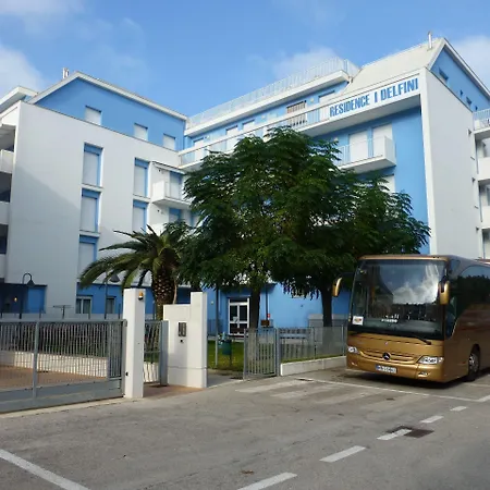 I Delfini Aparthotel