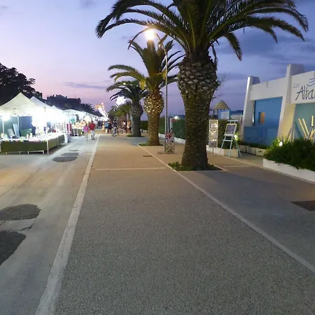 I Delfini Aparthotel Cupra Marittima